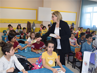 kaymakamimiz-ilcemiz-yunus-emre-borsa-istanbul-ilkokulunu-ziyaret-etti